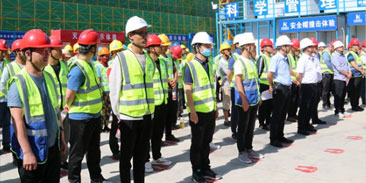 “落實安全責任，推動安全發(fā)展”